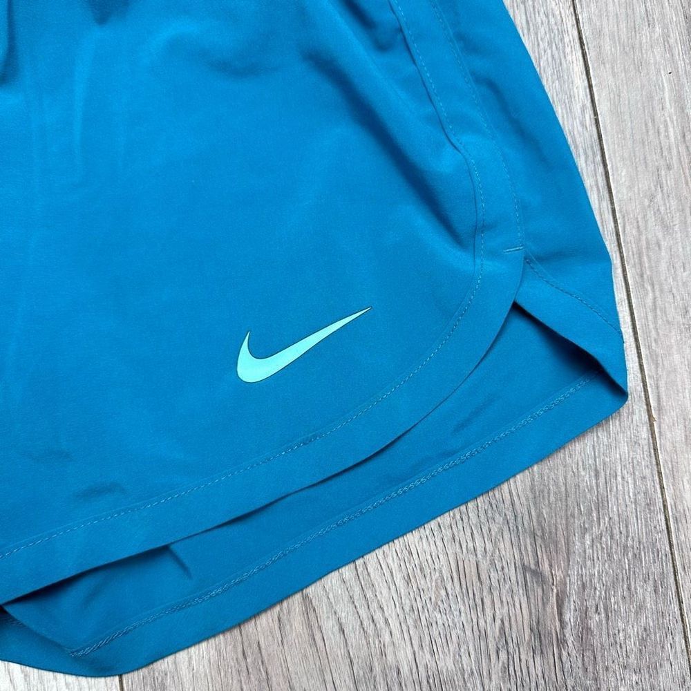 Nike Dri-Fit Lined Teal Shorts - Picture 4 of 6